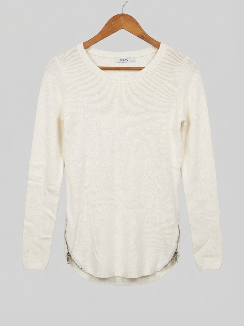 Ricki's White Long-Sleeve Knit Top Sweater with Side Zips Size Medium